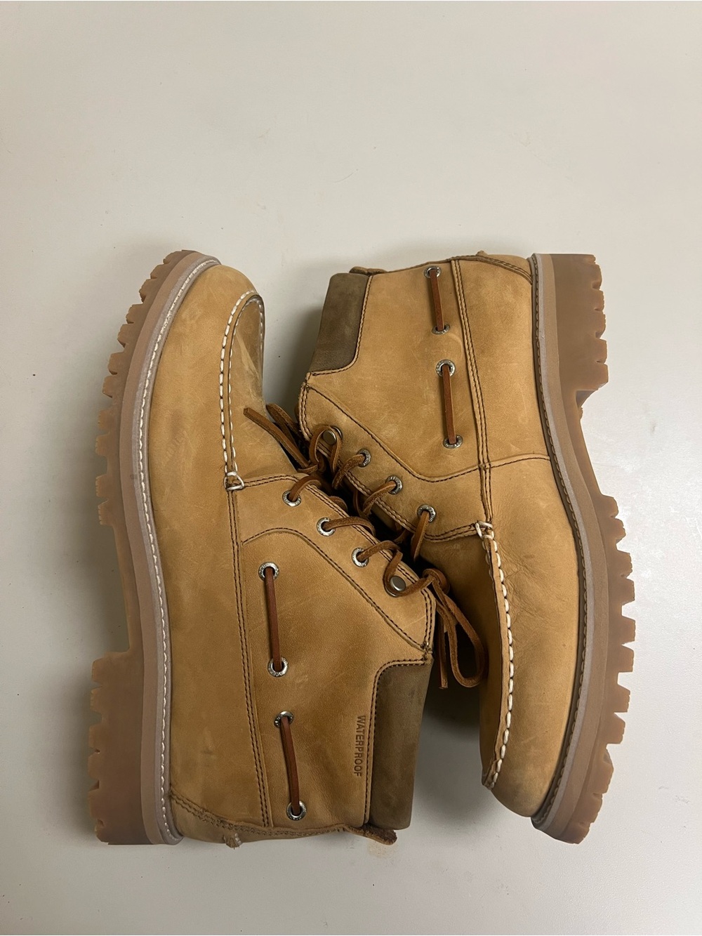 Sperry Tan Leather Moc Toe Boat Shoes with Red Plaid Lining - Picture 2 of 5